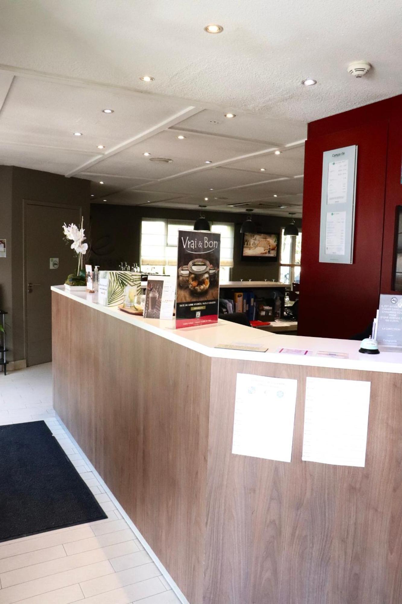 Campanile Annecy - Cran Gevrier Hotell Eksteriør bilde